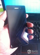 SONY XPERIA Z3表面的图像看起来非常类似于Z2