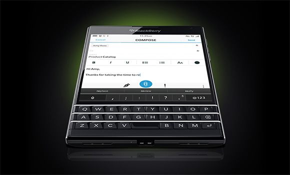 BlackBerry Passport今天在美国，加拿大和英国发射