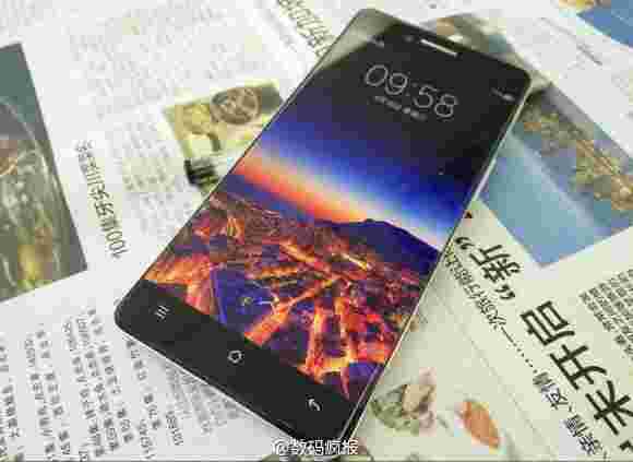 Bezelless Oppo R7和R7 Plus可能会在5月20日亮相