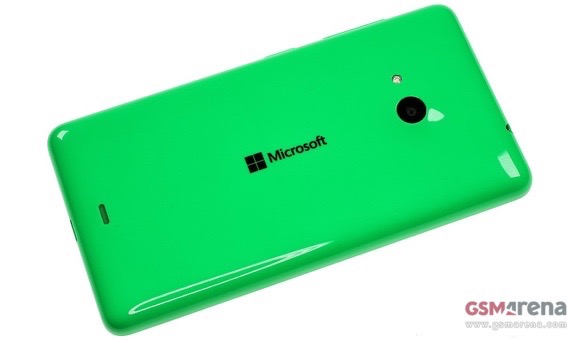 Microsoft Lumia 640规格和价格标签制作圆形