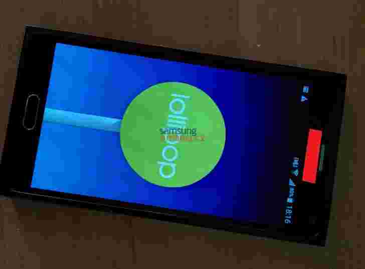 三星Galaxy Note 5 Prototype据称在现场照片中弹出