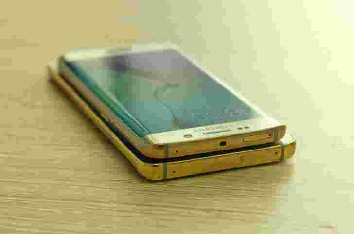 现在，您可以在真正的黄金中获取三星Galaxy Note5和S6 Edge