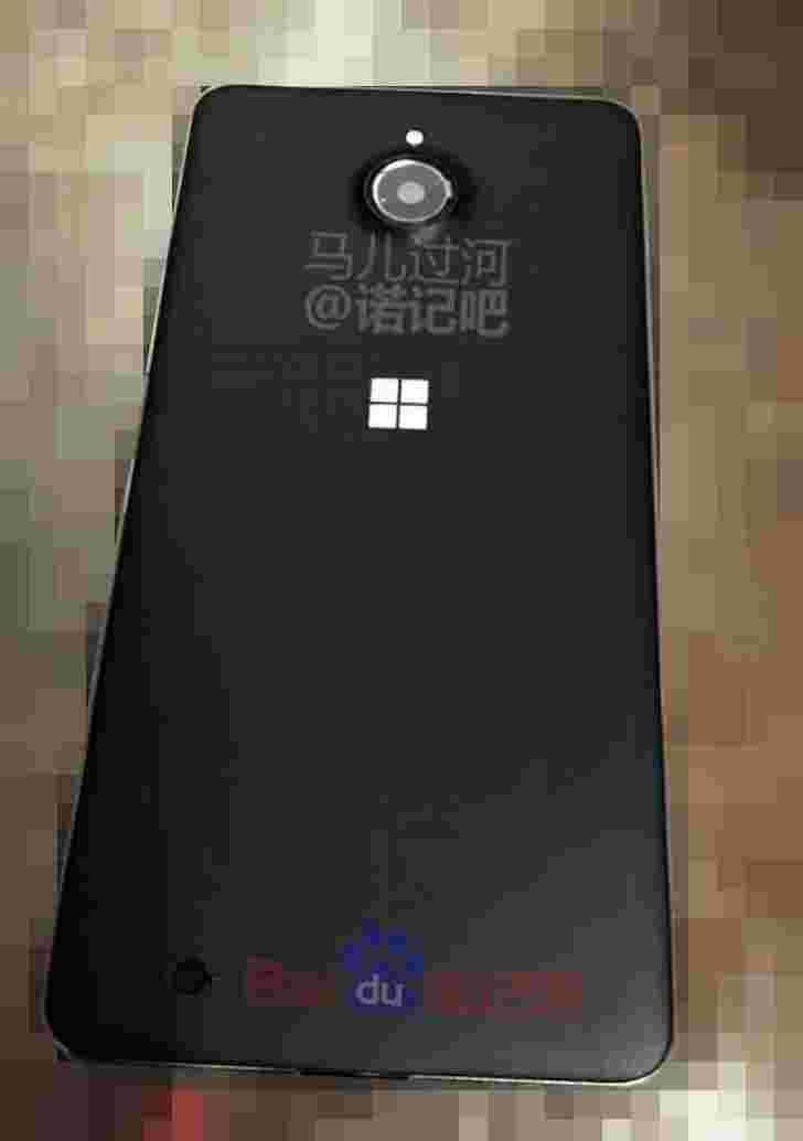 神秘的lumia在实时照片中发现，可以是lumia 850？