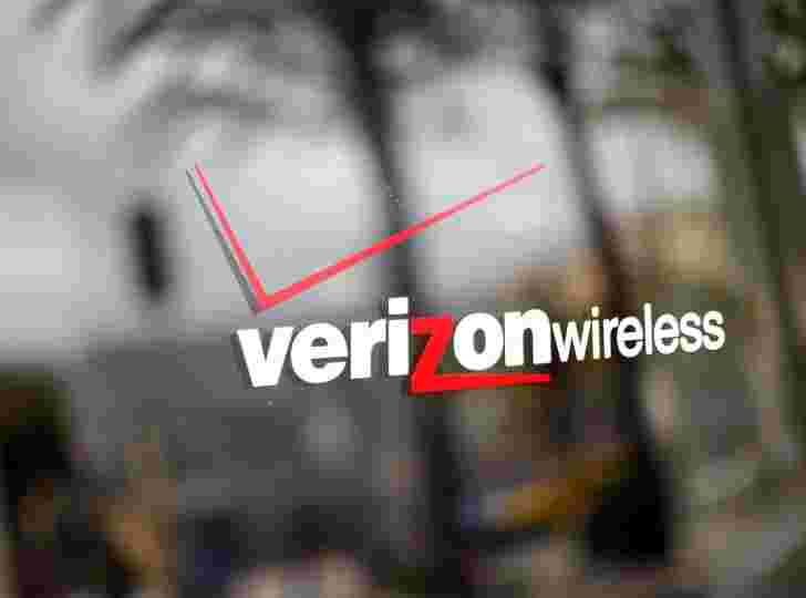 verizon报告固体Q4，增加了150万新的后付客户