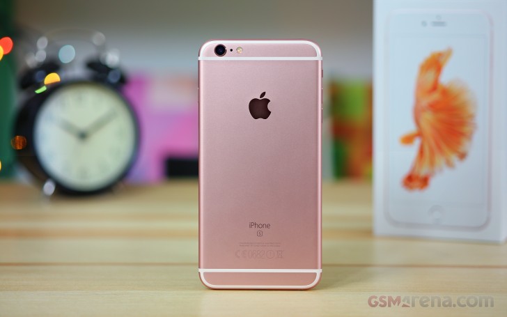 Apple iPhone 5se进入粉红色，除了银色和空间灰色