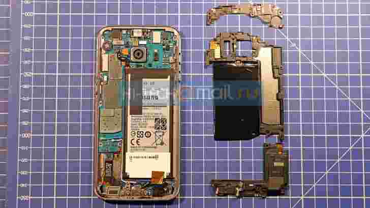 第一个三星Galaxy S7拆除揭示了Heatpipe CPU冷却