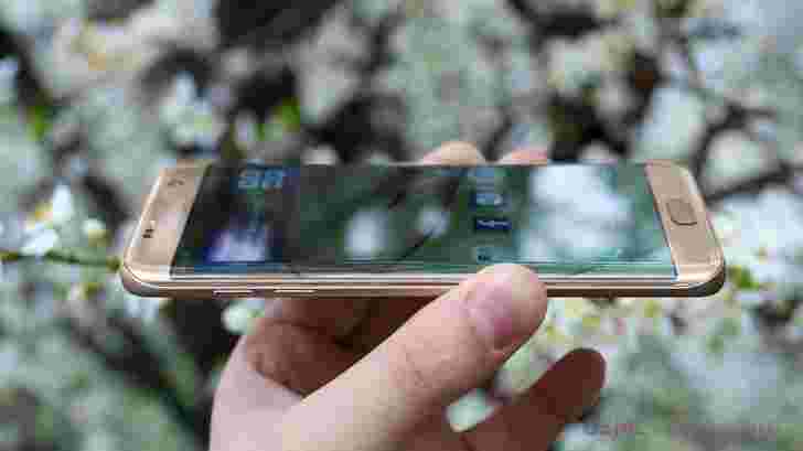 新三星Galaxy S7广告是关于电池寿命的一点