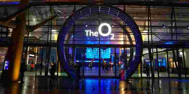 O2英国10月份六个城市开启5克