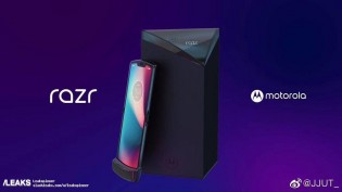 摩托罗拉戏弄11月13日推出了可折叠razr 2019