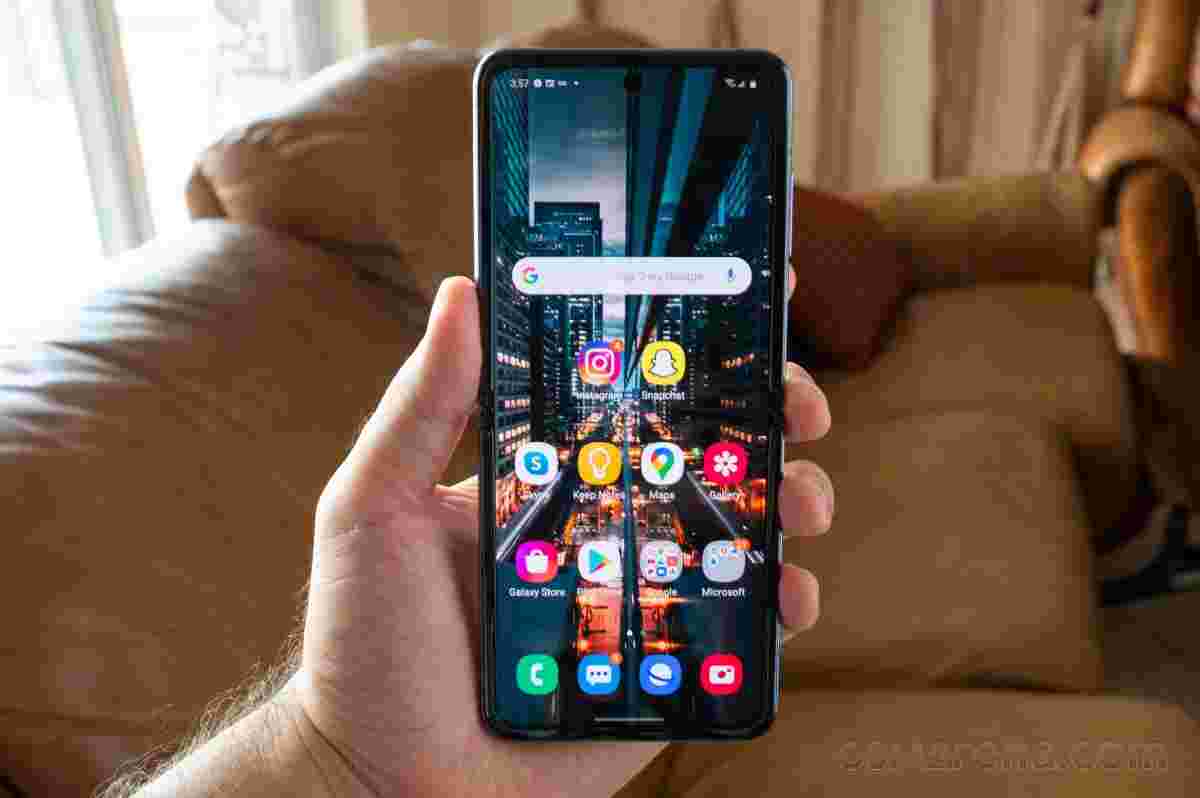 三星推出Android 11在欧洲Galaxy Z翻转5克