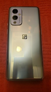 OnePlus 9 5G原型刚刚在eBay上售价3,000美元