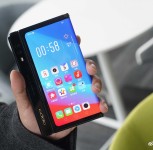 泄露者：Oppo将推出两个内向折叠的手机，体内有一个在作品中